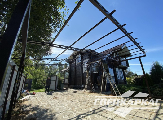 Односкатный навес из поликарбоната (скат за забор) №92 - фото 1875